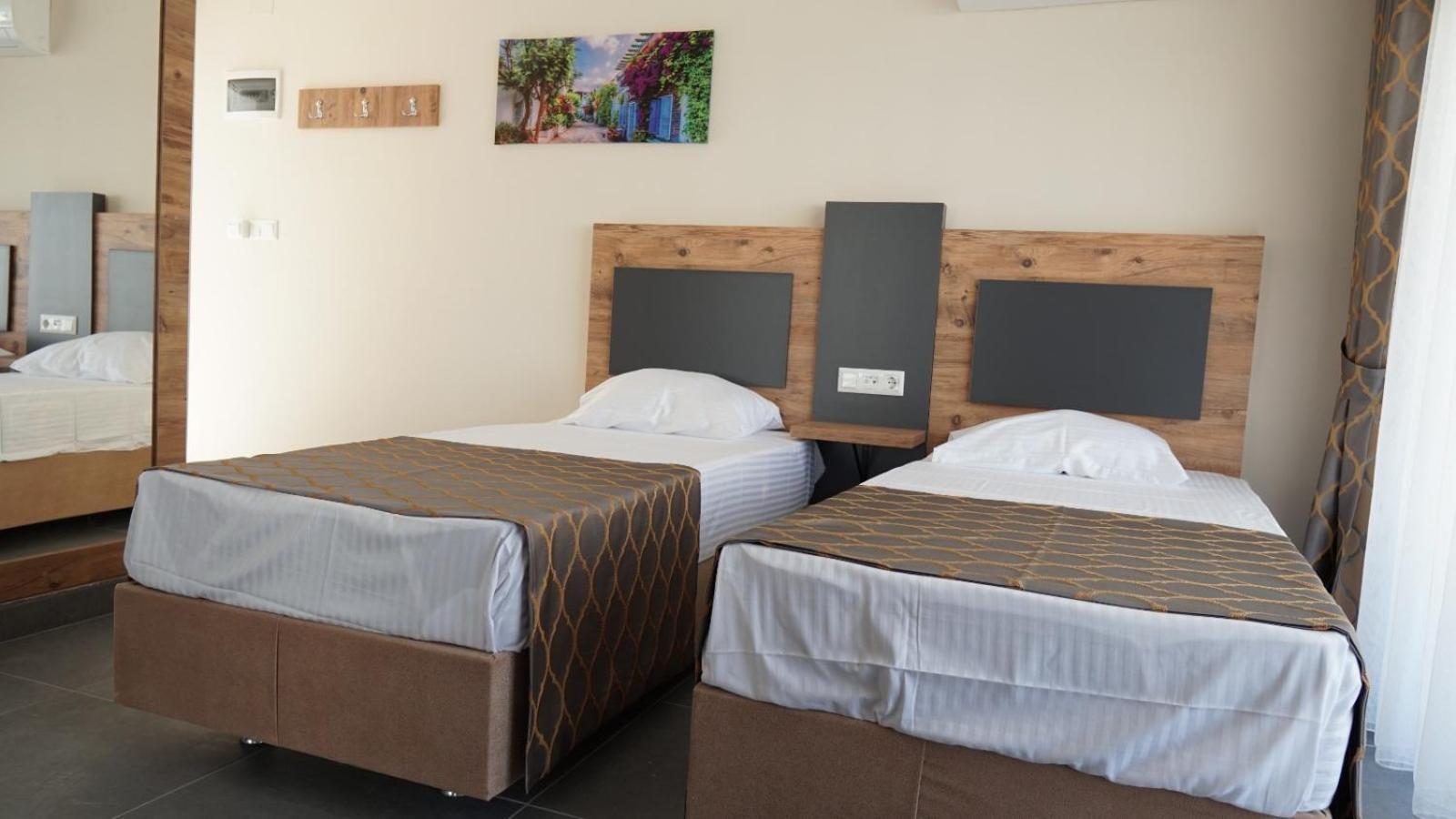 Club Efes Otel Silifke Bagian luar foto