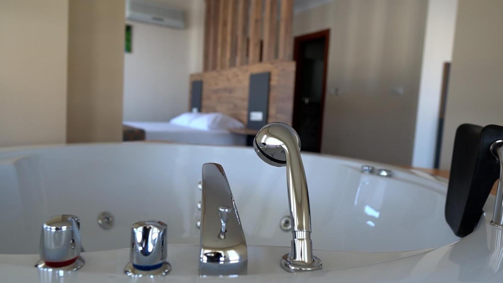 Club Efes Otel Silifke Bagian luar foto