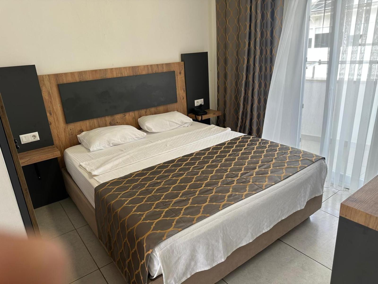 Club Efes Otel Silifke Bagian luar foto
