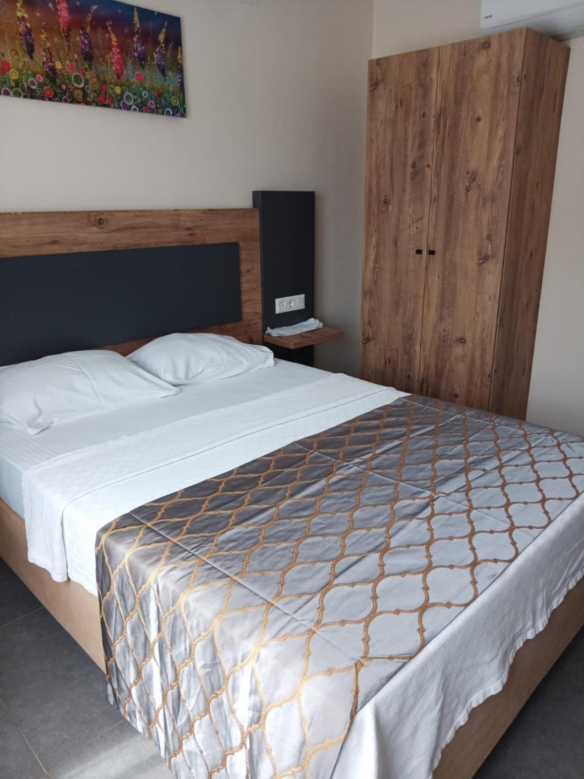 Club Efes Otel Silifke Bagian luar foto